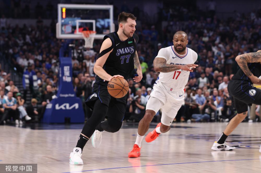 挺身而出 挺身而出